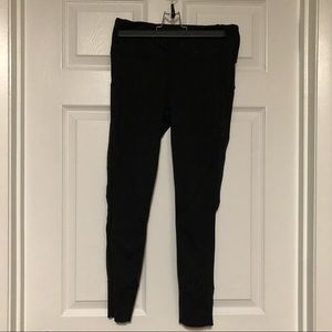 Lululemon mesh 7/8 leggings - size 8